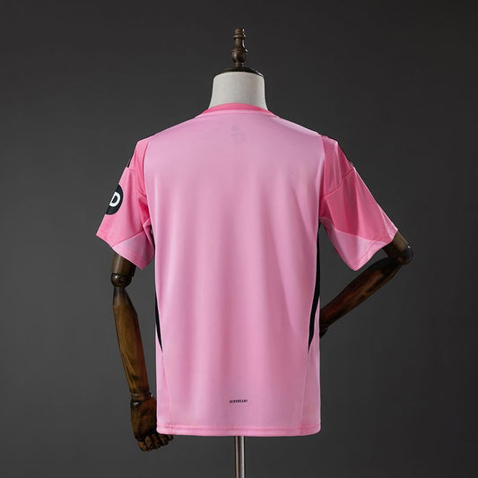 Sevilla 2025-2026 Goalkeeper Pink Fan