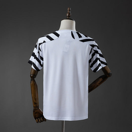 Retro Manchester United 2020-2021 Second Away