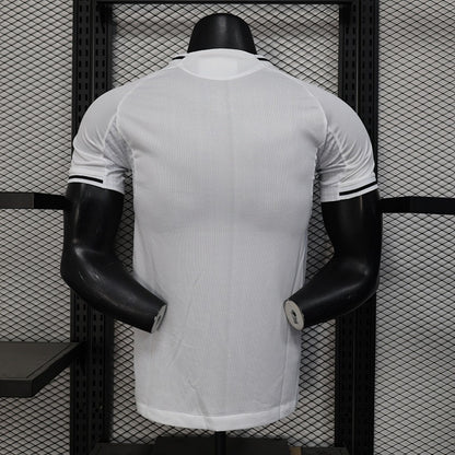 Newcastle United 2025-2026 Home Player