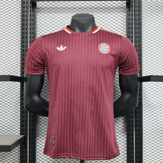 Bayern München 2025-2026 125th Anniversary Player