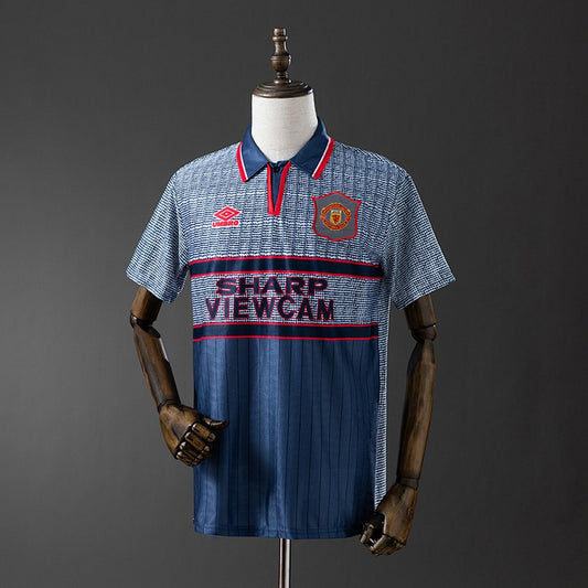 Retro Manchester United 1995-1996 Away